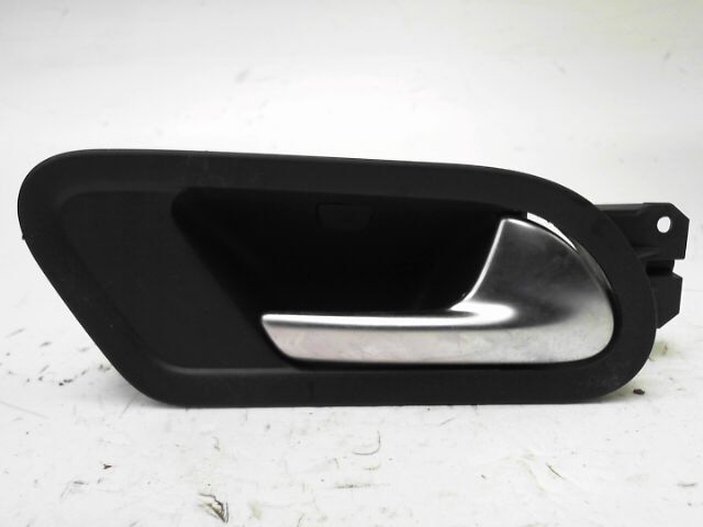 Poignee interieur avant droit VOLKSWAGEN SCIROCCO Diesel - 1