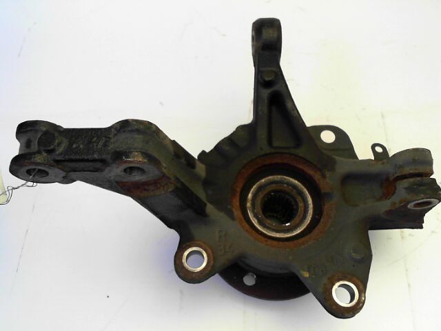 Fusee avant droit RENAULT CLIO Diesel - 1