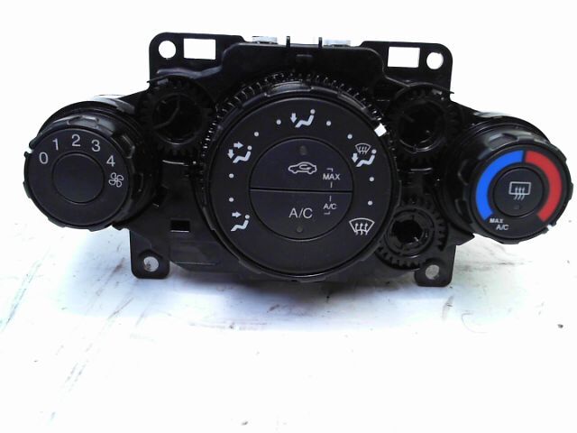 Commande chauffage FORD FIESTA Diesel - 1