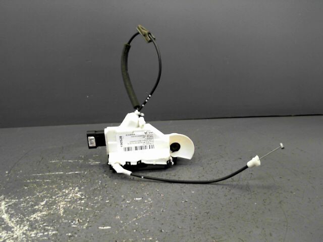 Serrure avant gauche CITROEN C3 1.2 PureTech 82ch Confort Essence - 1