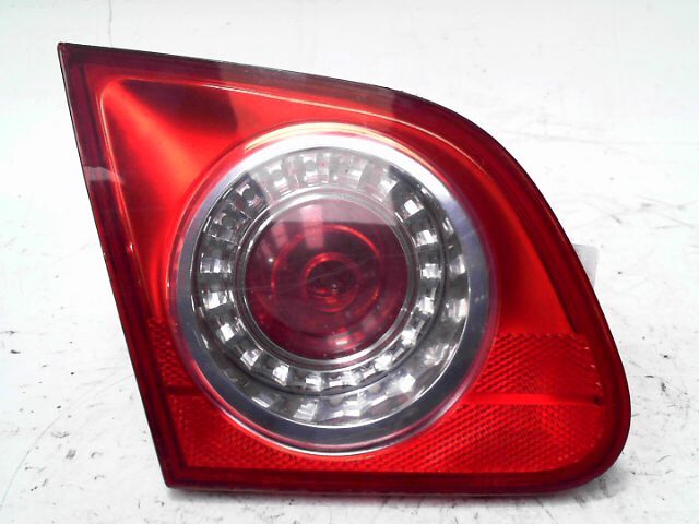 Feu arriere secondaire gauche (feux) VOLKSWAGEN PASSAT Diesel - 1