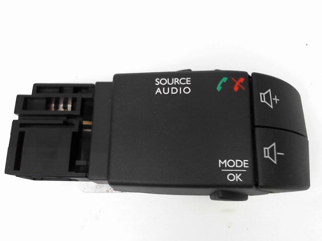 Commande autoradio RENAULT CLIO Diesel - 1