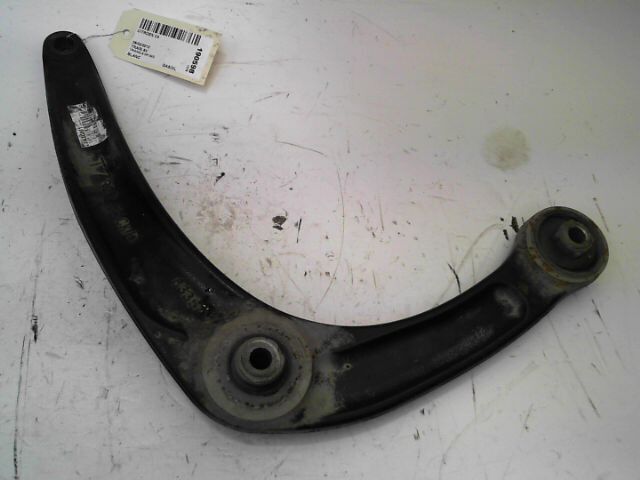 Triangle avant droit CITROEN C4 1.6 HDi 110ch FAP Confort Diesel - 1