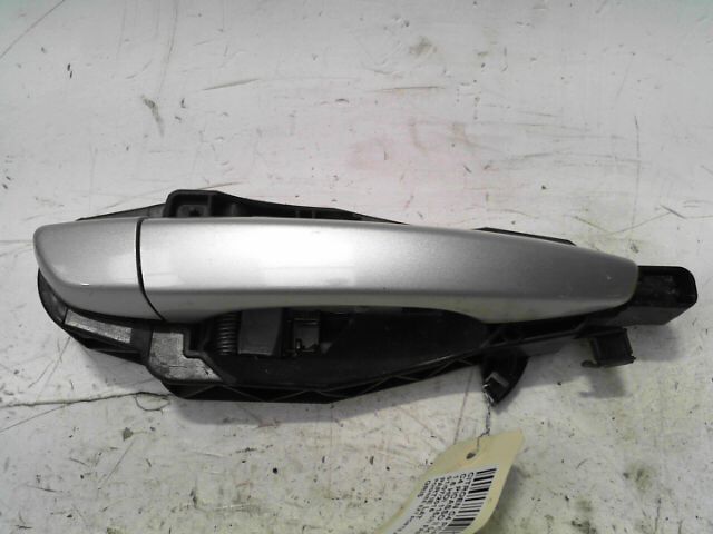 Poignee porte arriere droit CITROEN C4 PICASSO 1.6 HDi 115ch FAP Confort Diesel - 1