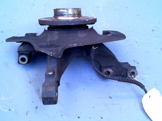 Fusee avant gauche OPEL CORSA 1.2 Twinport 85ch Edition  - 1
