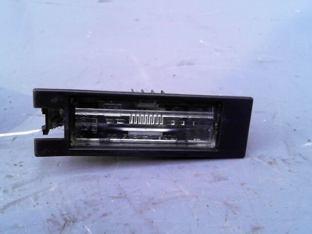 Eclairage de plaque OPEL CORSA 1.2 Twinport 85ch Edition  - 1