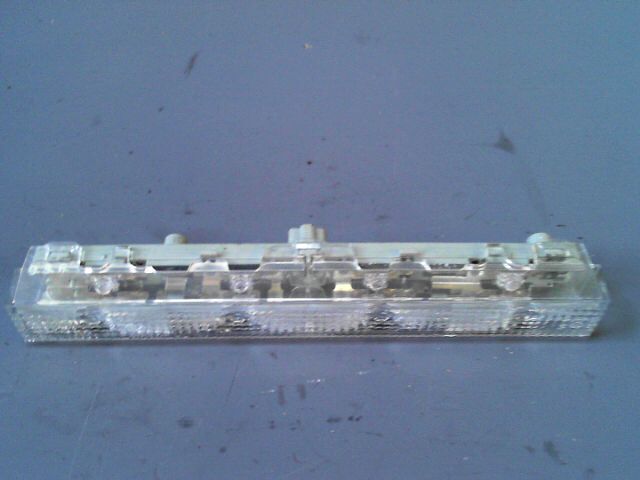Feu arriere stop central TOYOTA AURIS 124 VVTi Linea Luna Multimode Essence - 1