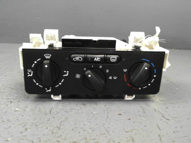 Commande chauffage CITROEN C3 1.4 HDi 70 Diesel - 1