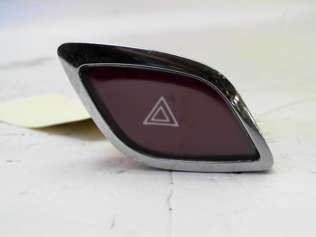 Bouton de warning CITROEN C3 1.4 HDi 70ch Confort Diesel - 1