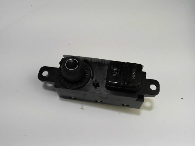 Commande autoradio PEUGEOT 208 Diesel - 1