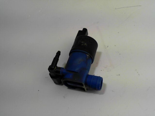 Pompe lave glace avant RENAULT CLIO 1.2i 16v 75ch Euro Life Essence - 1