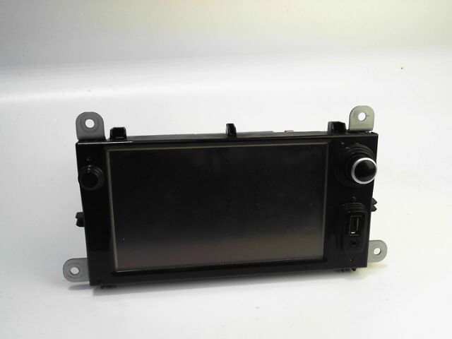 Ecran GPS RENAULT CLIO 1.2i 16v 75ch Euro Life Essence - 1