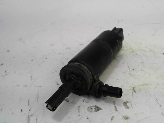 Pompe lave glace avant AUDI A1 Diesel - 1