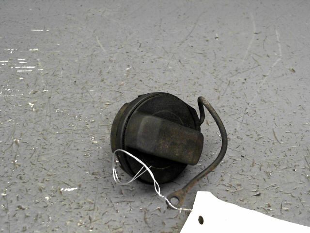 Bouchon de carburant VOLKSWAGEN GOLF Confort 1.4 75ch Essence - 1