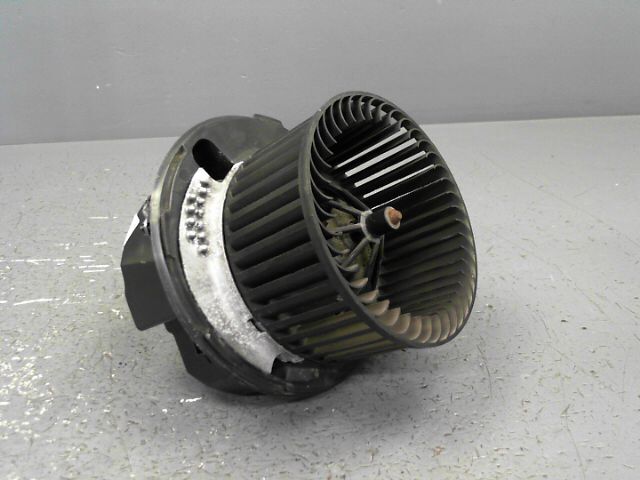 Ventilateur chauffage VOLKSWAGEN GOLF Confort 1.4 75ch Essence - 1