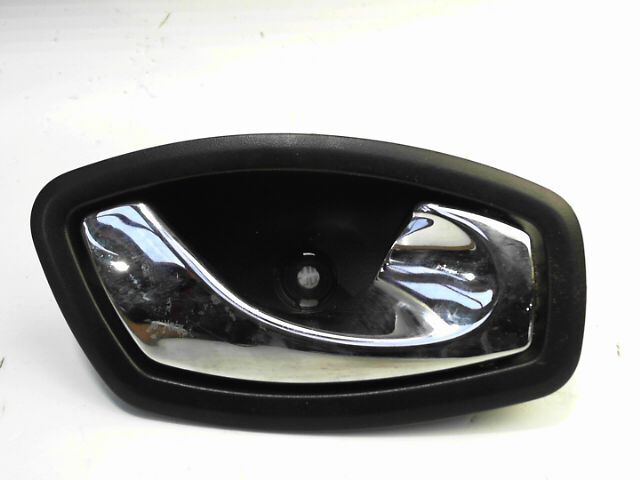 Poignee interieur avant droit RENAULT MEGANE Diesel - 1