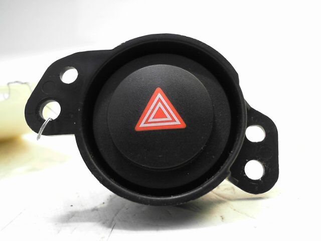 Bouton de warning CITROEN C1 1.0 VTi 68ch Feel Essence - 1