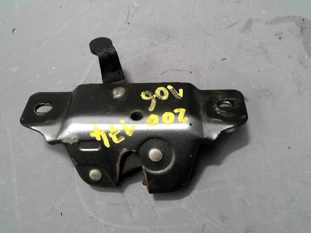 Serrure de hayon PEUGEOT 106 Diesel - 1
