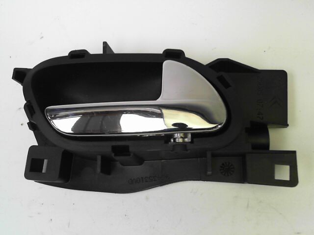 Poignee interieur avant droit CITROEN C4 1.6 HDi 92ch Pack Diesel - 1