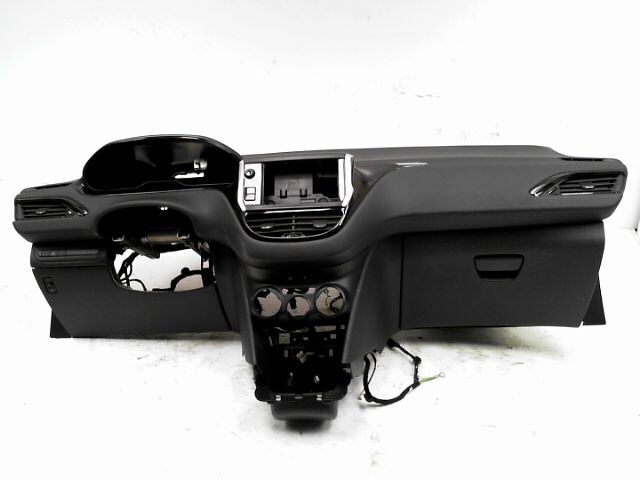 Planche de bord complete PEUGEOT 208 1.2 VTi 80ch Active Essence - 1