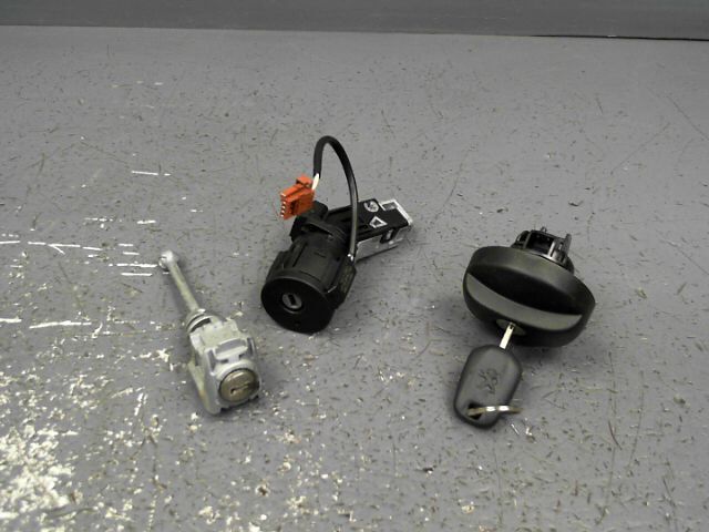 Antivol de direction PEUGEOT 208 1.6 Blue HDi 100ch FAP Affaire Diesel - 1