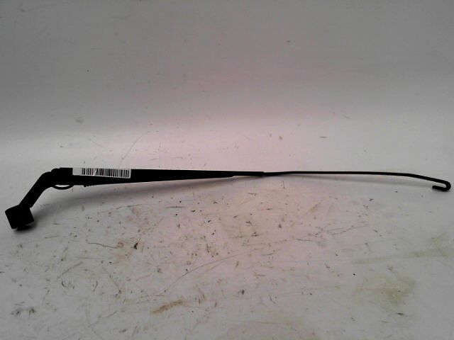 Bras essuie glace avant droit SUZUKI ALTO 1.0i GL Essence - 1