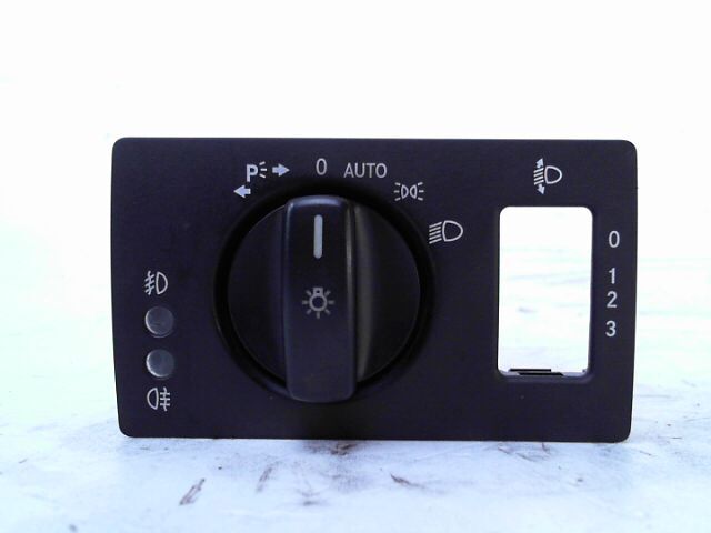 Commande de phare MERCEDES CLASSE B B 180 CDi FAP Design Diesel - 1