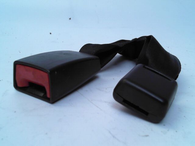 Attache ceinture arriere droit DODGE CALIBER 2.0 CRD SXT Diesel - 1