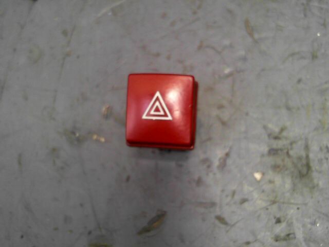 Bouton de warning PEUGEOT 206 1.4 Access Essence - 1