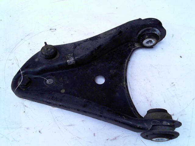 Triangle avant droit RENAULT TWINGO 1.2i LEV 16v 75ch Authentique Essence - 1