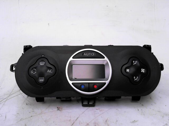 Commande chauffage RENAULT TWINGO 1.2i LEV 16v 75ch Authentique Essence - 1