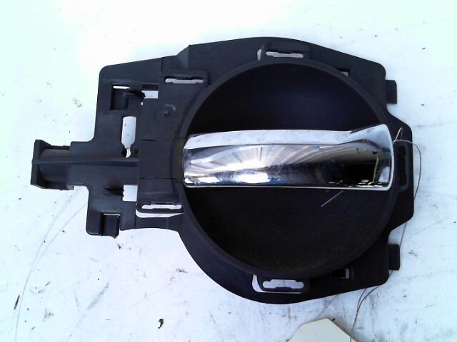 Poignee interieur arriere gauche CITROEN C3 1.6i 16v Exclusive Auto Essence - 1