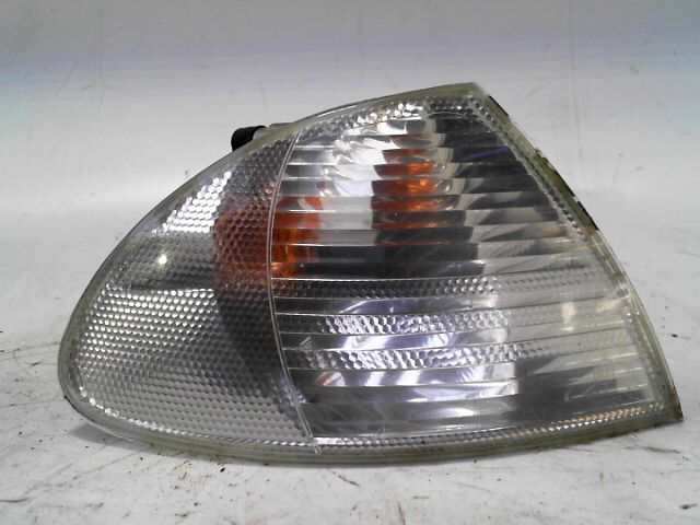 Optique avant secondaire droit (feux)(clignotant) BMW SERIE Essence - 1