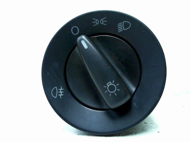 Commande de phare SKODA FABIA 1.2i 60cv Classic Essence - 1