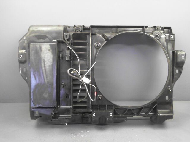 Face avant PEUGEOT 407 Executive Pack 2.2e 16v Essence - 1