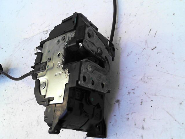 Serrure avant droit RENAULT MEGANE 1.5 dCi 110cv FAP Expression EDC Diesel - 1