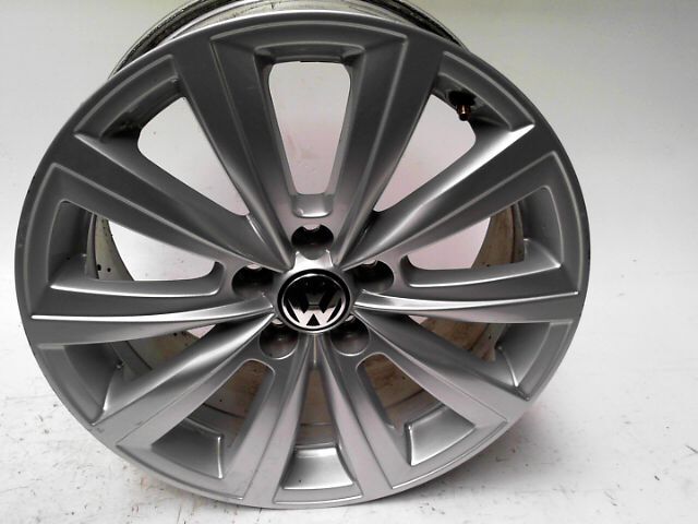 Jante VOLKSWAGEN POLO 1.6 TDi 90ch CR FAP Life  - 1