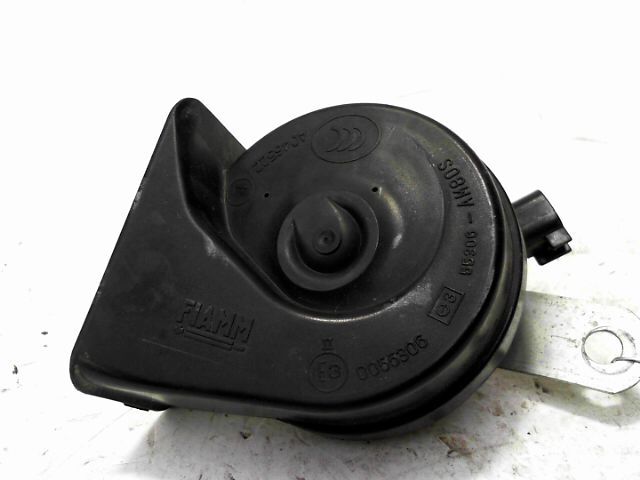 Avertisseur/Klaxon FIAT PUNTO 1.3TD 16v Multijet 75ch Dynamic Diesel - 1