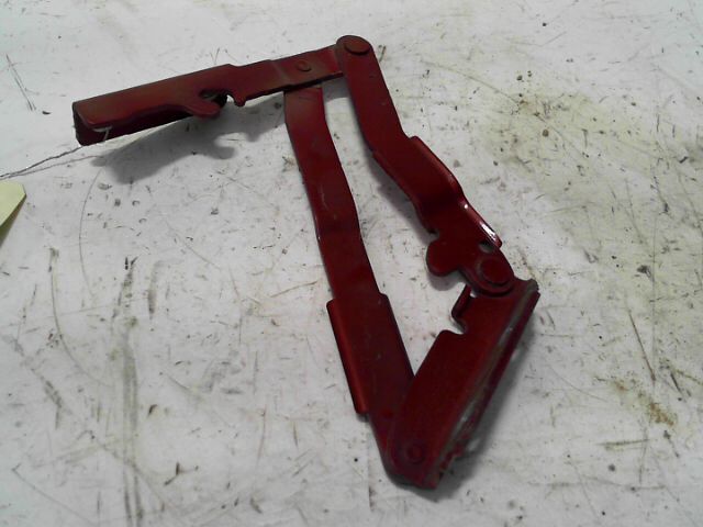 Charniere de capot PEUGEOT 807 2.0 HDi 120ch Confort Pack Diesel - 1