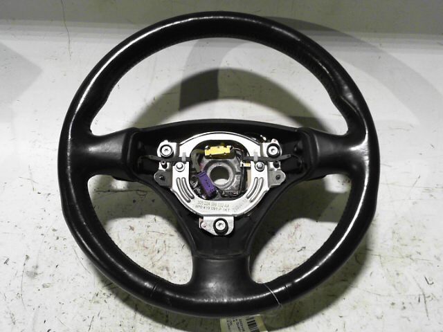 Volant AUDI A3 Essence - 1