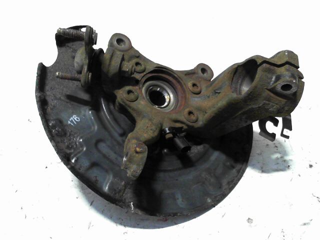 Fusee avant droit AUDI A3 Essence - 1