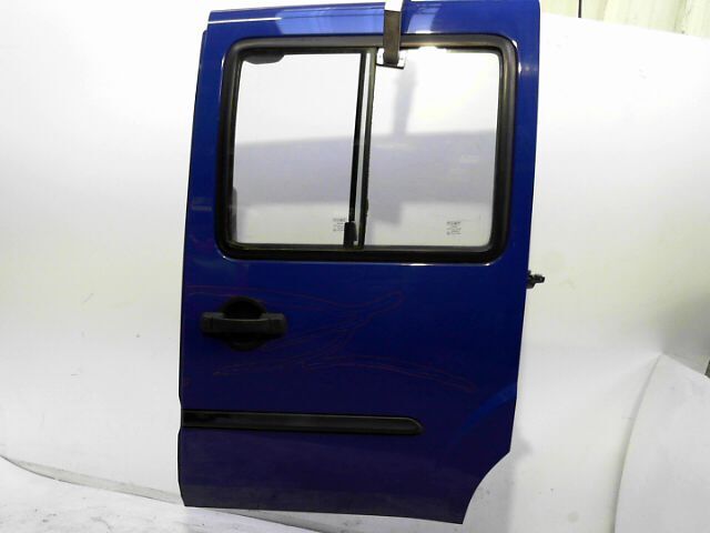 Porte laterale gauche FIAT DOBLO 1.6 16v Class Essence - 1