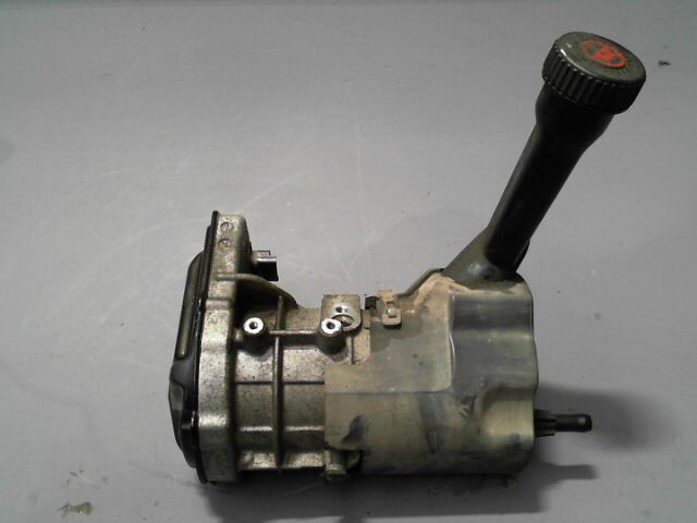 Pompe de direction PEUGEOT 308 1.6 VTI 120cv Premium Essence - 1
