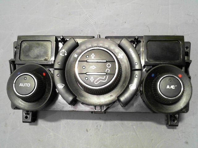Commande chauffage PEUGEOT 308 1.6 VTI 120cv Premium Essence - 1