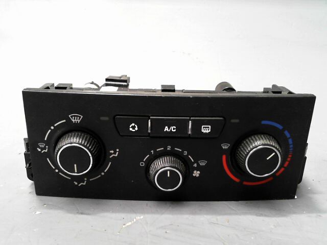 Commande chauffage PEUGEOT 207 1.4 HDi Affaire Diesel - 1