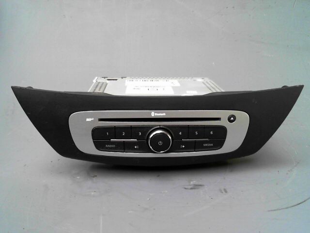 Autoradio d'origine RENAULT LAGUNA 1.5 dCi 110ch FAP eco2 Business Diesel - 1