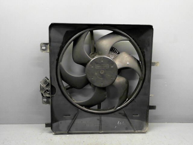 Moto ventilateur radiateur FORD FOCUS 1.8 TDdi 90 Ambiente Diesel - 1