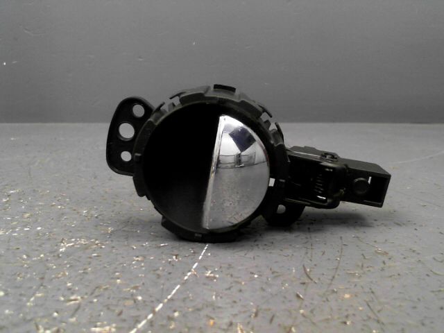 Poignee interieur avant gauche MINI MINI 1.6 D Turbo Cooper Diesel - 1