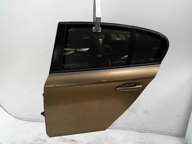 Porte arriere gauche BMW SERIE 1 118d Confort Diesel - 1