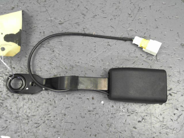 Attache ceinture avant droit CITROEN C4 PICASSO 1.6 HDi 110 FAP Exclusive Diesel - 1